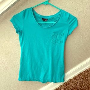 Rue 21 size small shirt